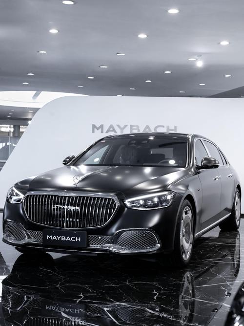 重庆万州区跃富贝企业管理咨询岚图汽车的售后服务让用户无忧出行，迈巴赫未来的豪华车趋势